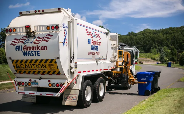 automated+side+loader-640w